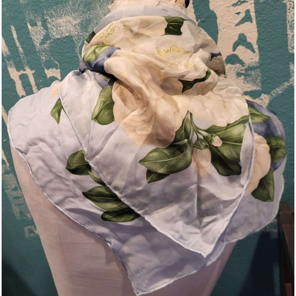100% Silk Pale Blue Rose Scarf 34in by 34in square - Picture 5 of 5